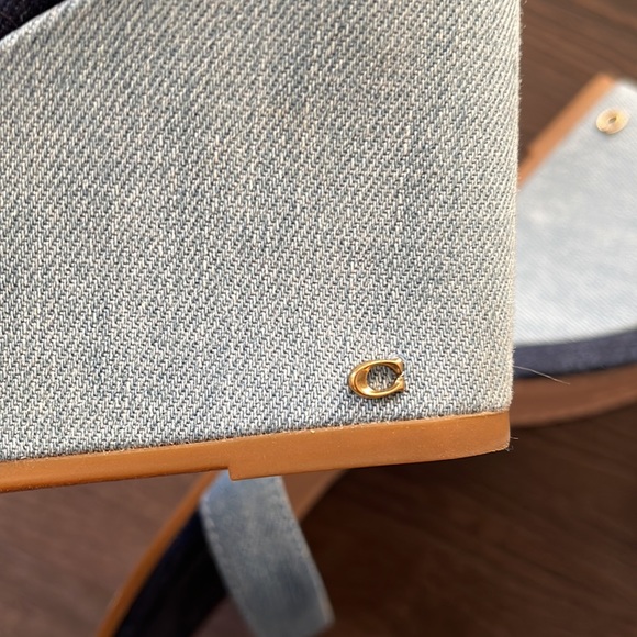 Coach Retail | Olive Sandal - Picture 5 of 7